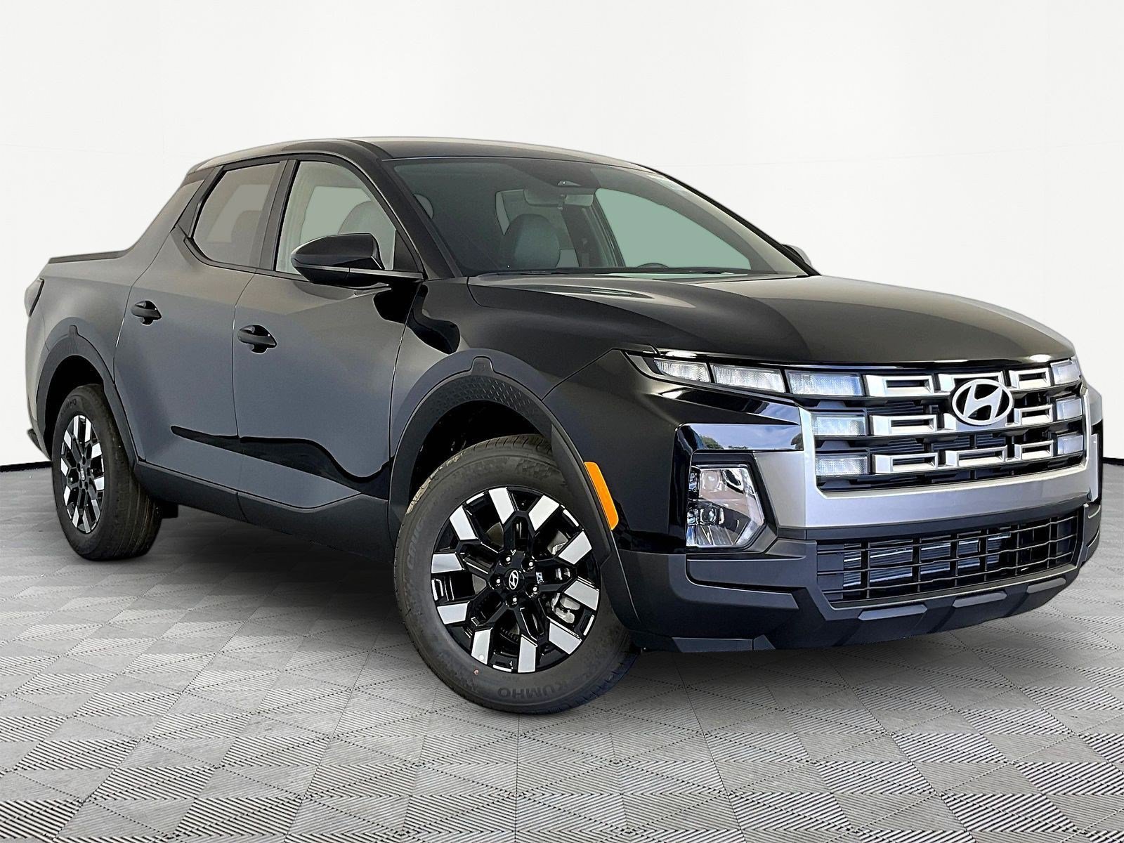New 2027 Hyundai Santa Cruz SE AWD/4WD image 3