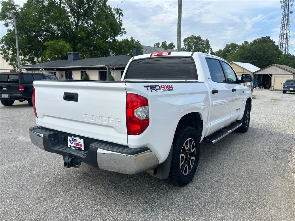 Used 2016 Toyota Tundra SR5 w/ TRD Off Road Package AWD/4WD image 5