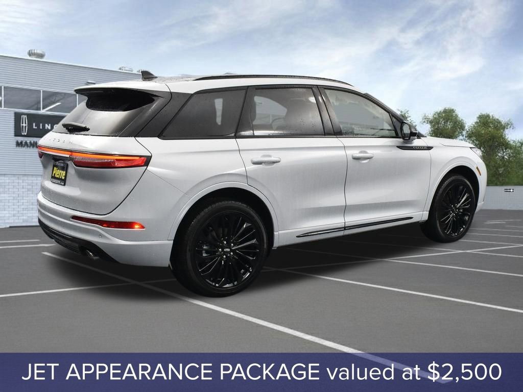 New 2026 Lincoln Corsair Grand Touring AWD/4WD image 4