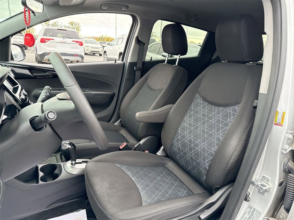 Used 2022 Chevrolet Spark LT image 11