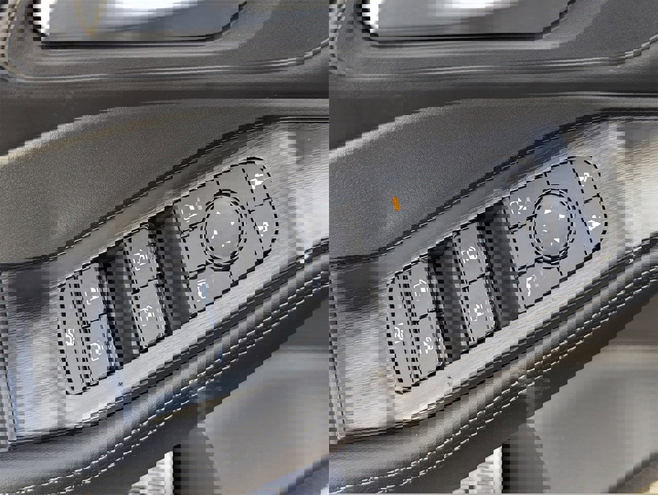 New 2026 Nissan Rogue SV image 14