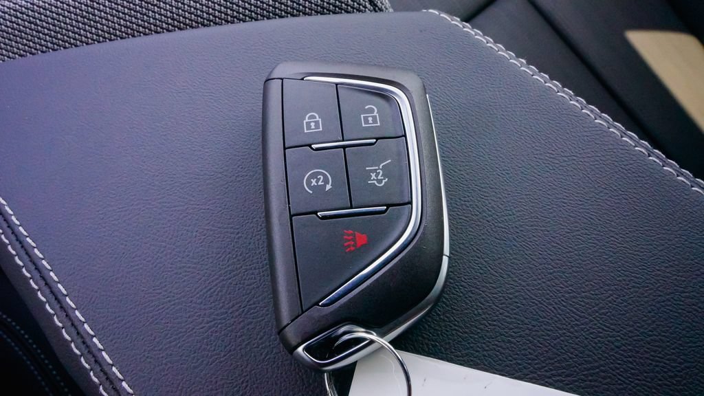 New 2026 Cadillac Optiq Sport 2 RWD image 23