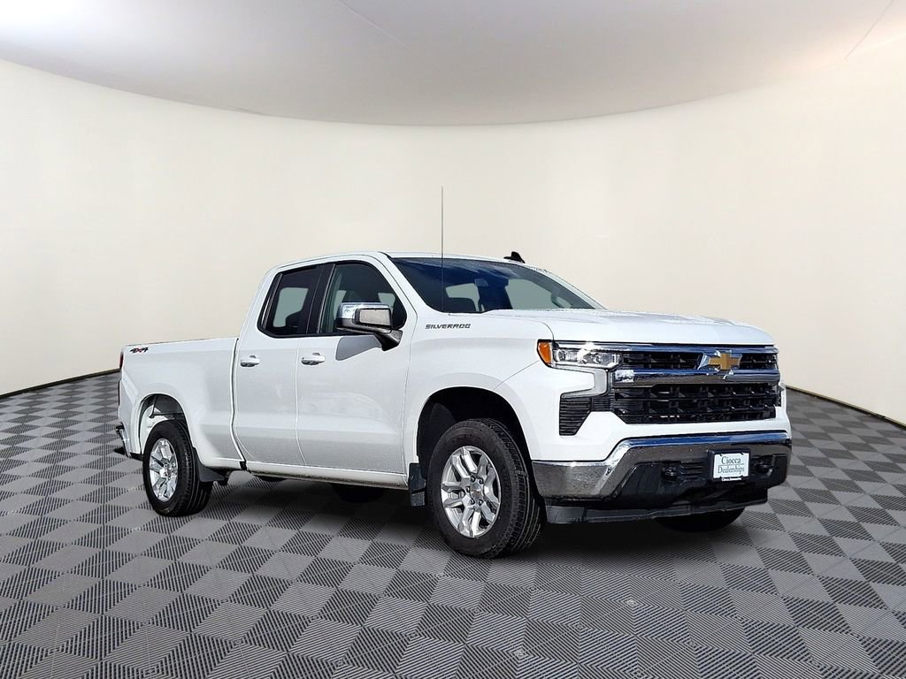 Used 2023 Chevrolet Silverado 1500 LT image 2