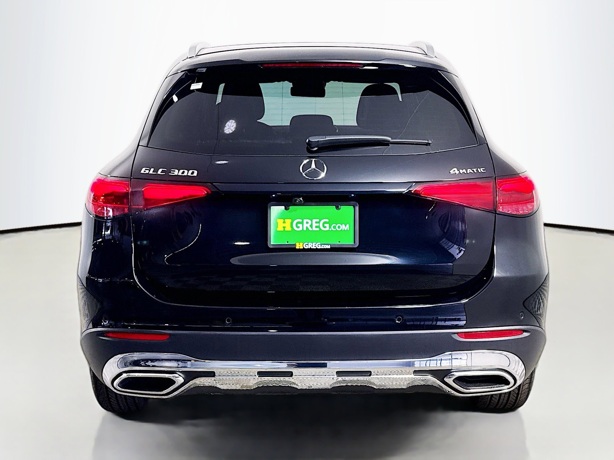 Used 2025 Mercedes-Benz GLC 300 4MATIC image 8