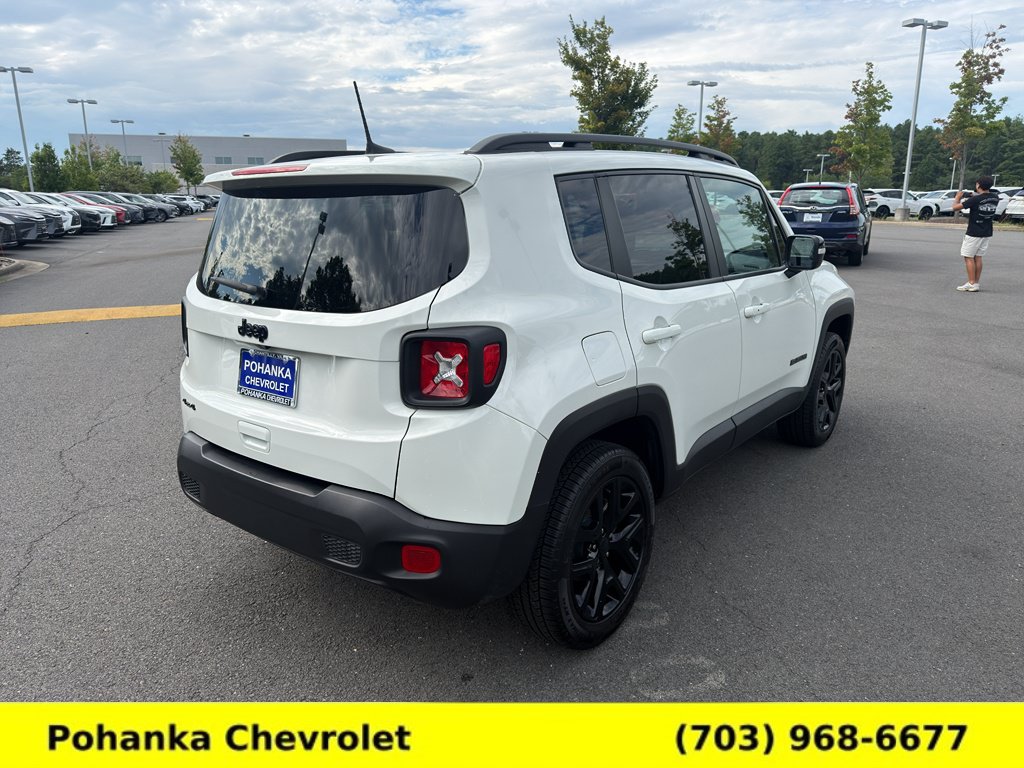 Used 2023 Jeep Renegade Altitude w/ Sun/Sound Group AWD/4WD image 7