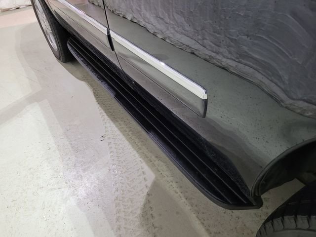 Used 2012 Chevrolet Tahoe LTZ image 34