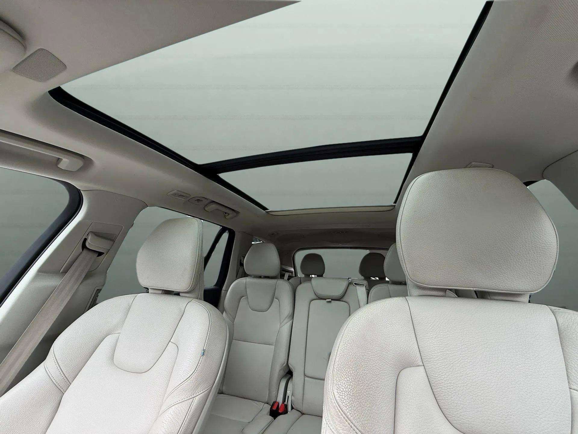 Used 2023 Volvo XC90 B5 Core w/ Protection Package Premier image 48