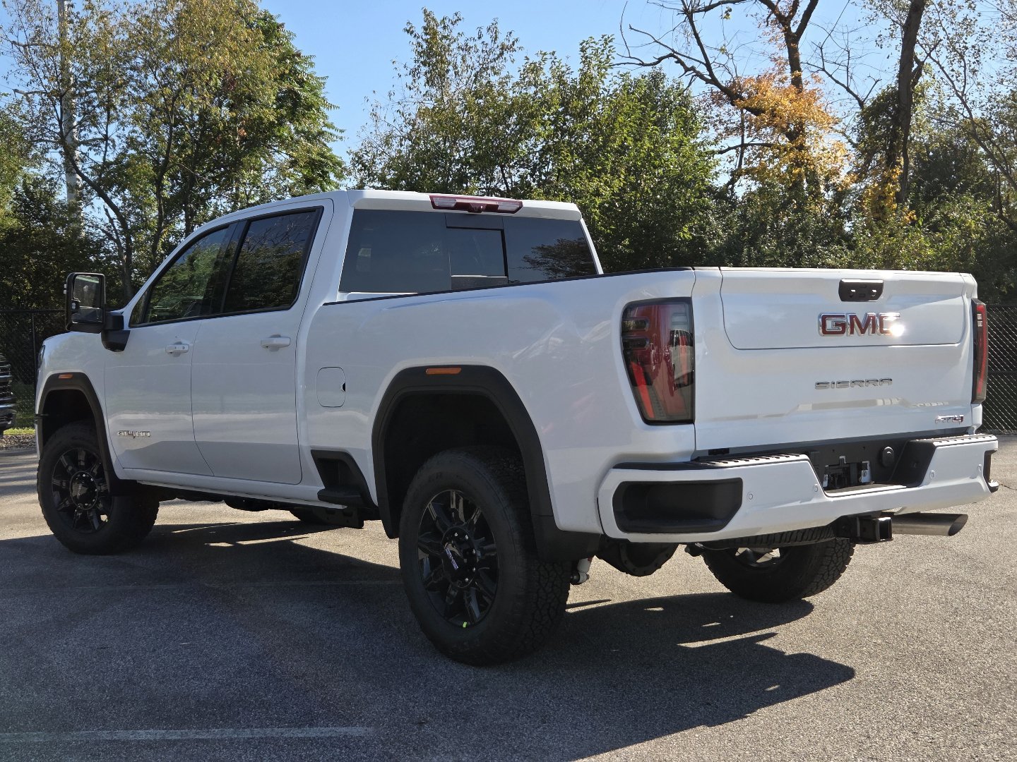 New 2026 GMC Sierra 2500 AT4 w/ AT4 Premium Plus Package AWD/4WD image 17