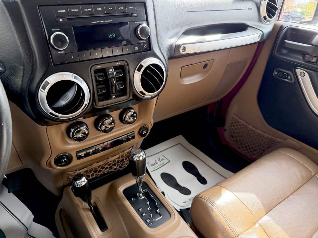 Used 2012 Jeep Wrangler Unlimited Sahara w/ Dual Top Group image 15