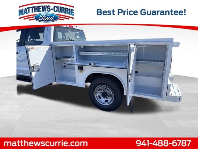 New 2026 Ford F250 XL w/ XL Chrome Package image 15