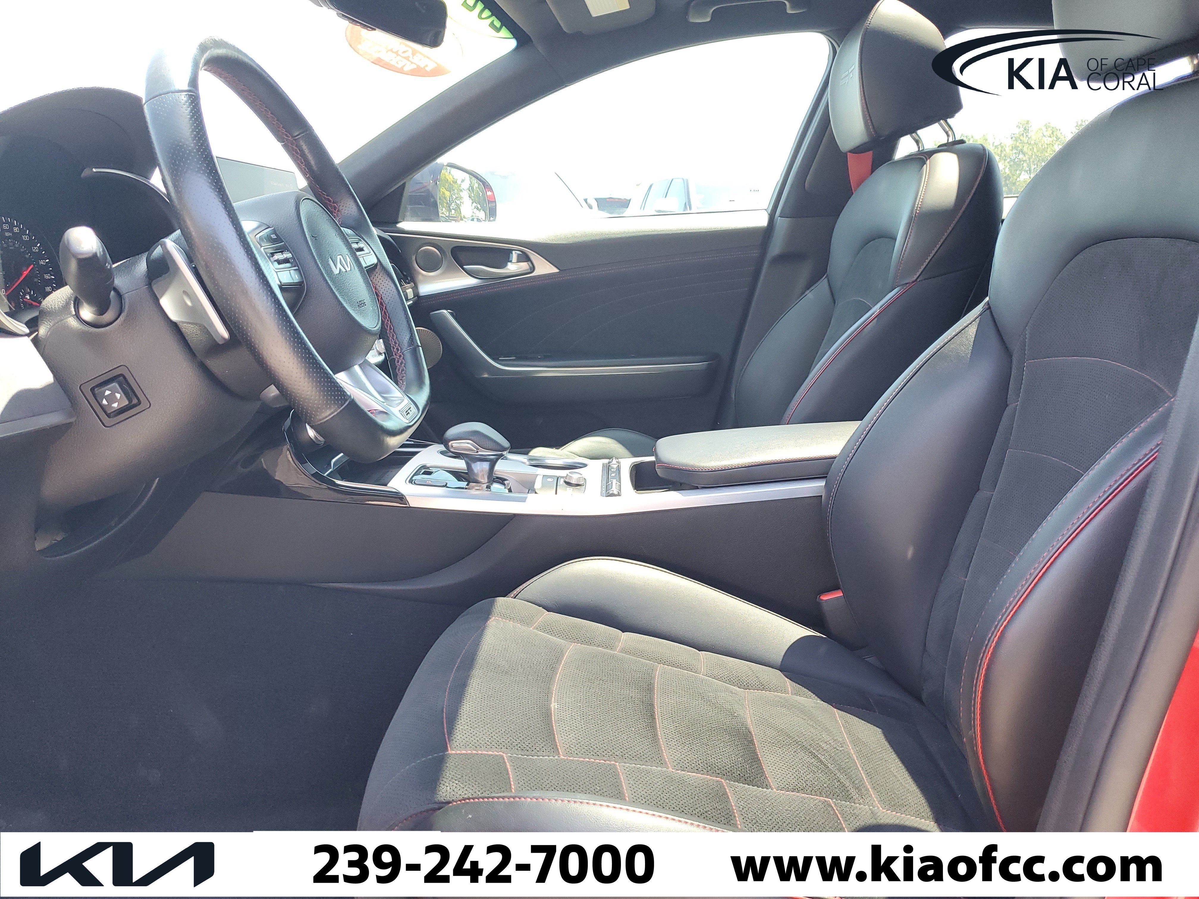 Used 2023 Kia Stinger GT2 AWD/4WD image 17