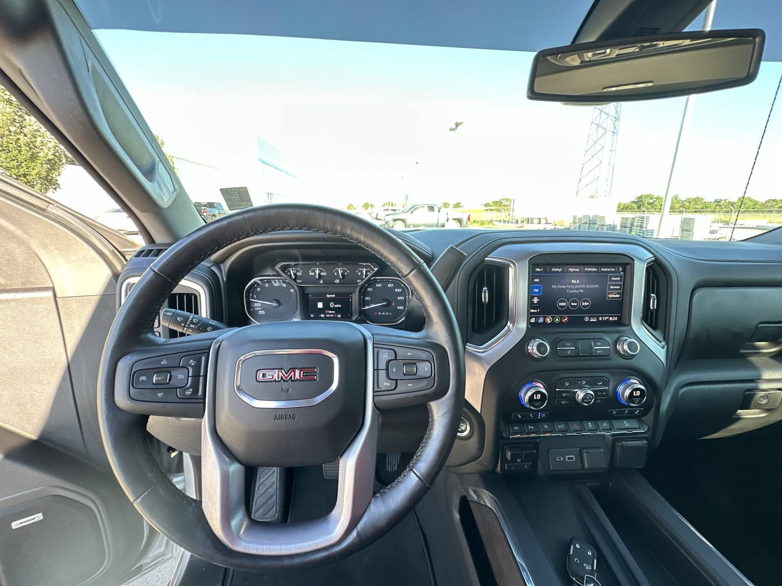 Used 2020 GMC Sierra 1500 SLT w/ SLT Premium Plus Package AWD/4WD image 11