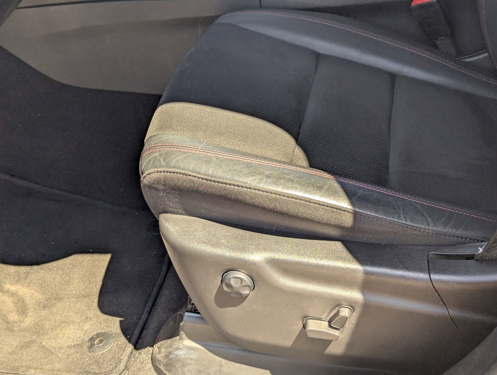 Used 2022 Dodge Durango R/T w/ Blacktop Package AWD/4WD image 20