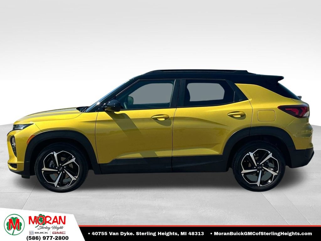 Certified 2023 Chevrolet TrailBlazer RS w/ Sun and Liftgate Package FWD image 2
