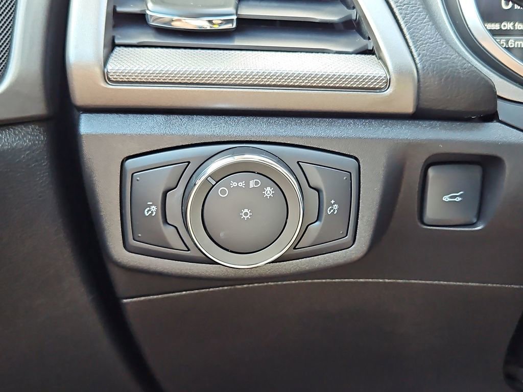 Used 2018 Ford Fusion S FWD image 14