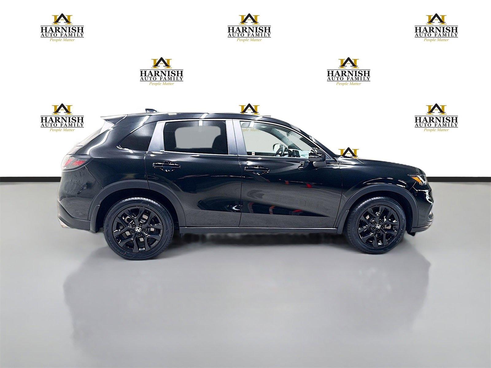 Used 2024 Honda HR-V Sport image 4