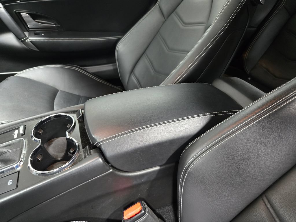 Used 2016 Maserati GranTurismo Sport RWD image 28