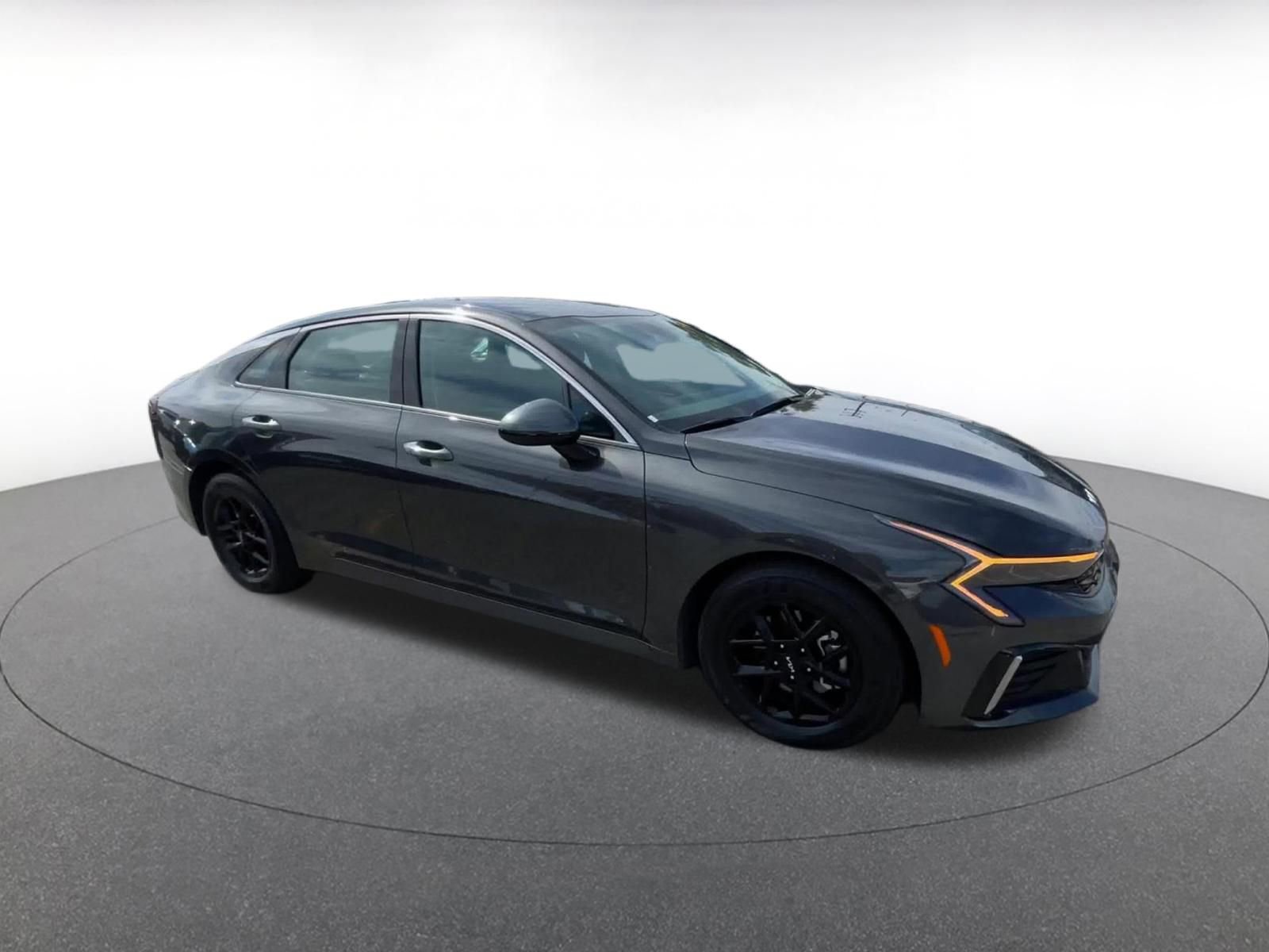 Used 2025 Kia K5 LXS FWD video 2