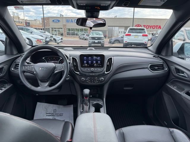 Used 2024 Chevrolet Equinox RS w/ RS Leather Package image 19