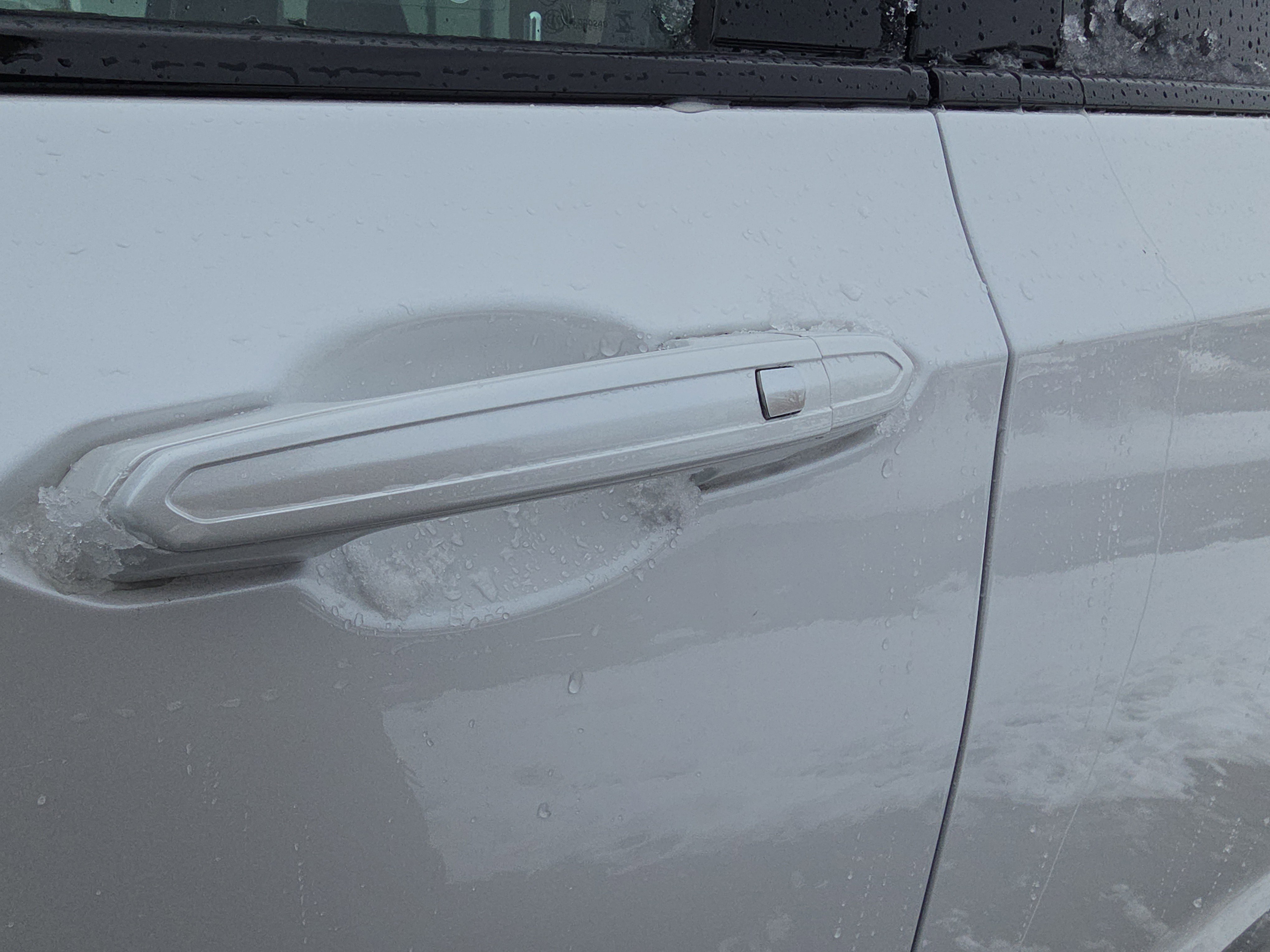 Used 2025 Cadillac XT6 Sport w/ Platinum Package image 13