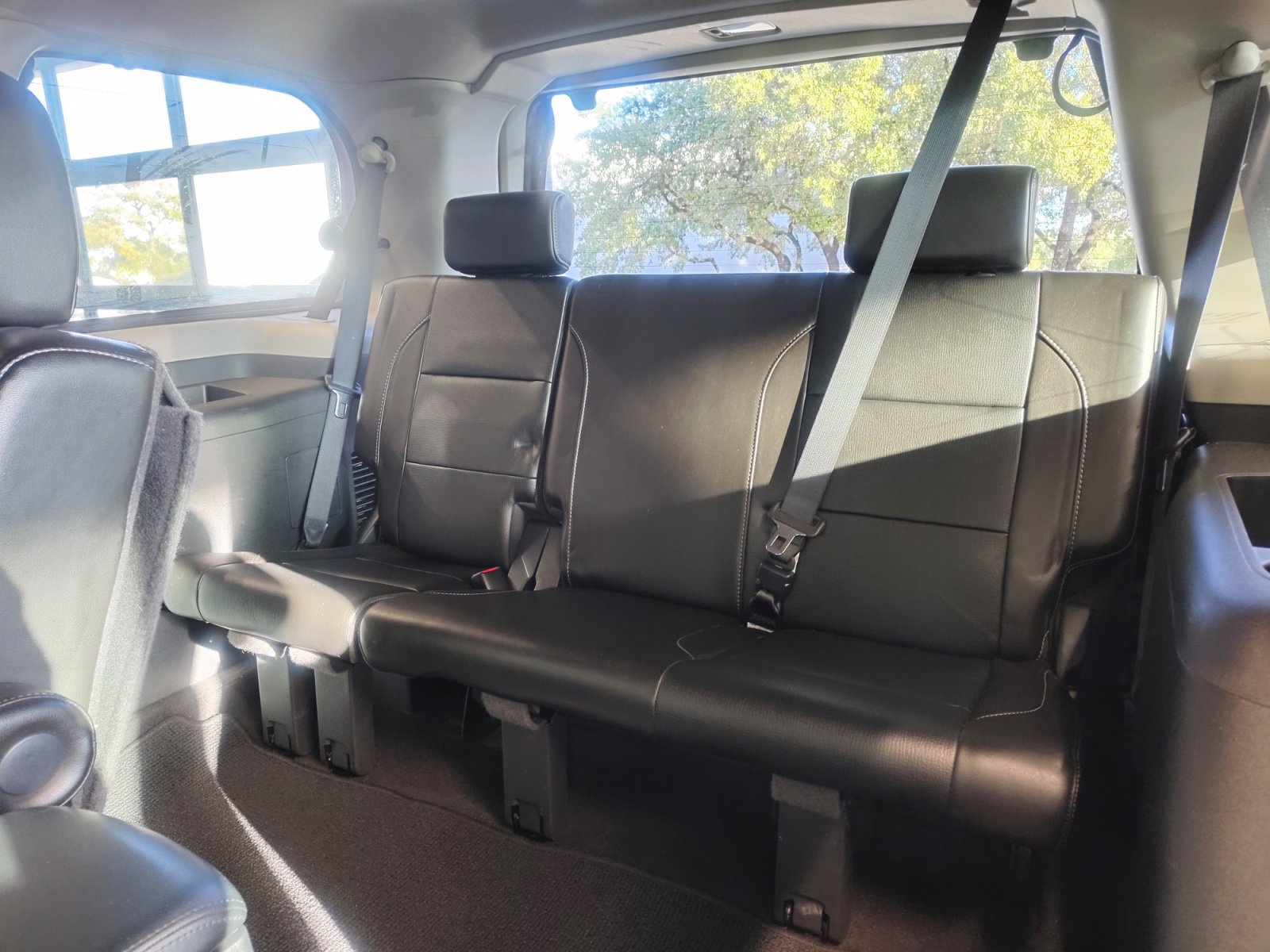 Used 2015 Nissan Armada Platinum w/ 2nd Row Captain Seat Package image 25