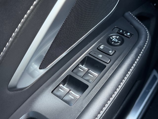 Used 2026 Acura RDX SH-AWD image 30