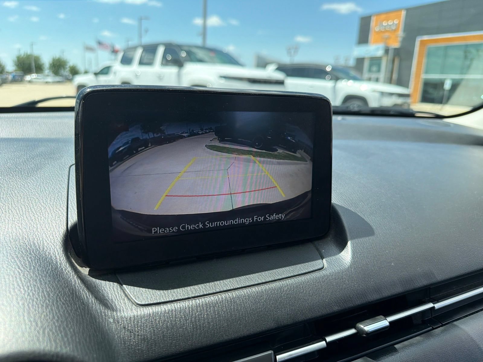 Used 2019 Toyota Yaris LE FWD image 21