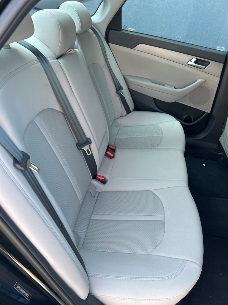 Used 2017 Hyundai Sonata SE image 13