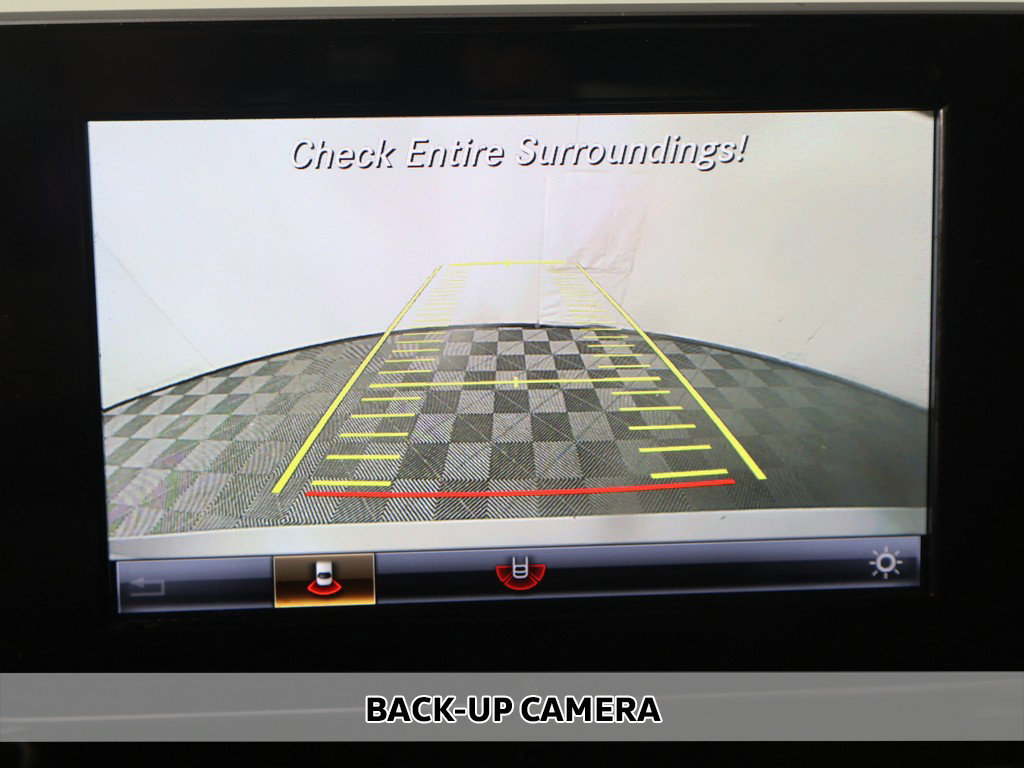 Used 2018 Mercedes-Benz C 300 4MATIC Sedan image 6