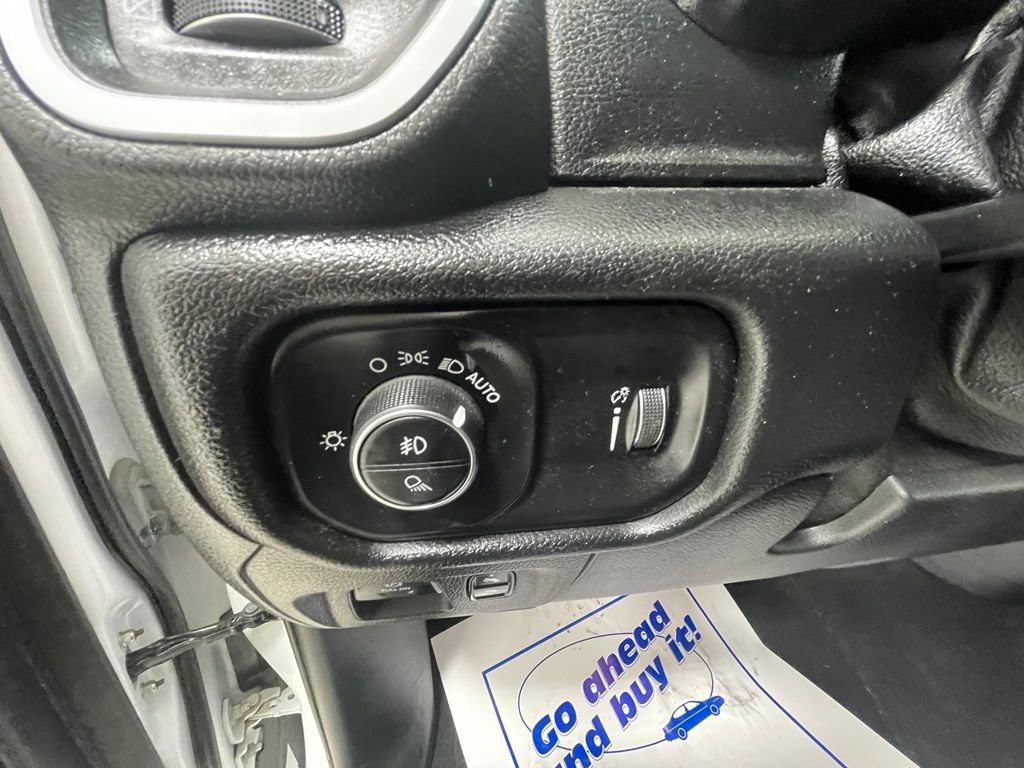 Used 2022 RAM 1500 Big Horn AWD/4WD image 12