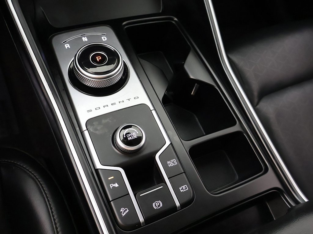 Used 2022 Kia Sorento EX w/ Panoramic Sunroof Package image 55