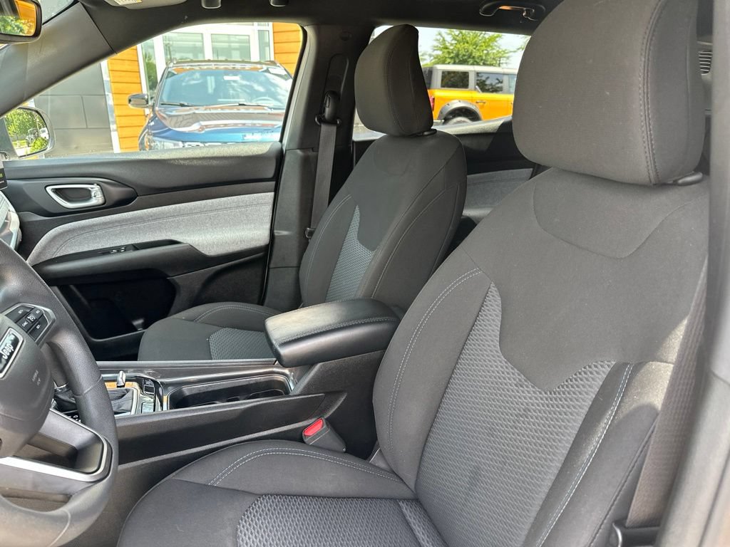 Used 2023 Jeep Compass Sport AWD/4WD image 24