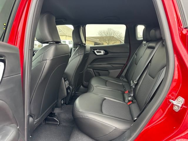 New 2026 Jeep Compass Latitude image 13