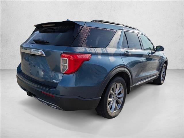 Used 2020 Ford Explorer XLT w/ Equipment Group 202A AWD/4WD image 5