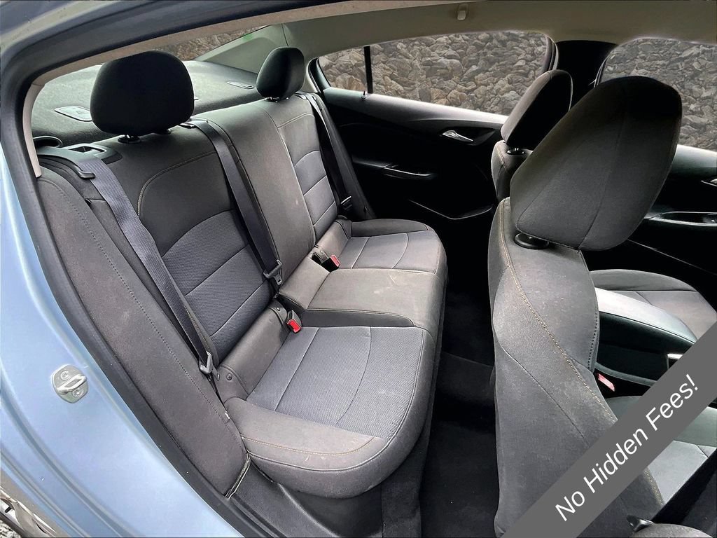 Used 2018 Chevrolet Cruze LS FWD image 18