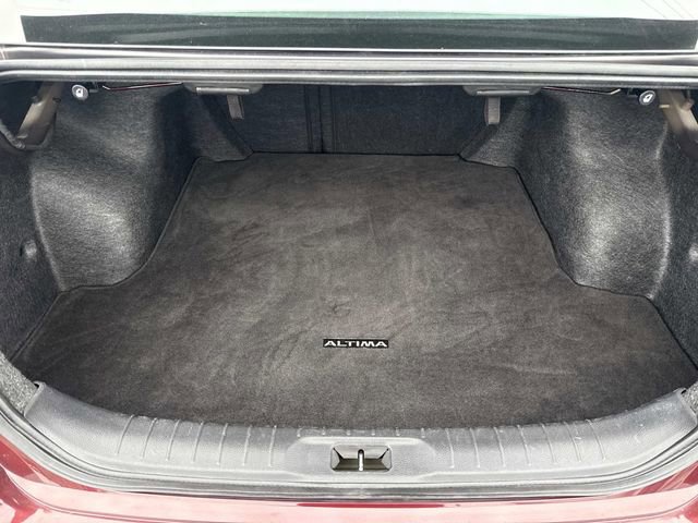 Used 2024 Nissan Altima 2.5 SV image 9