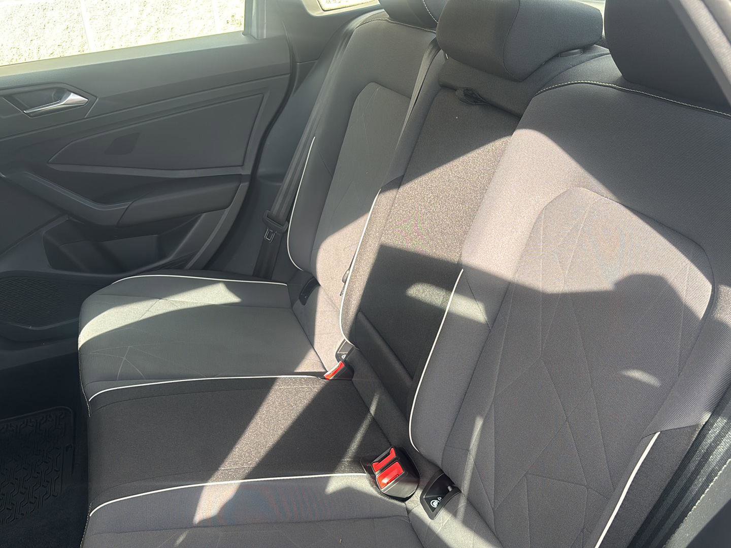 Used 2025 Volkswagen Jetta Sport image 30