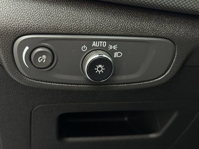 Used 2025 Chevrolet TrailBlazer LT image 20