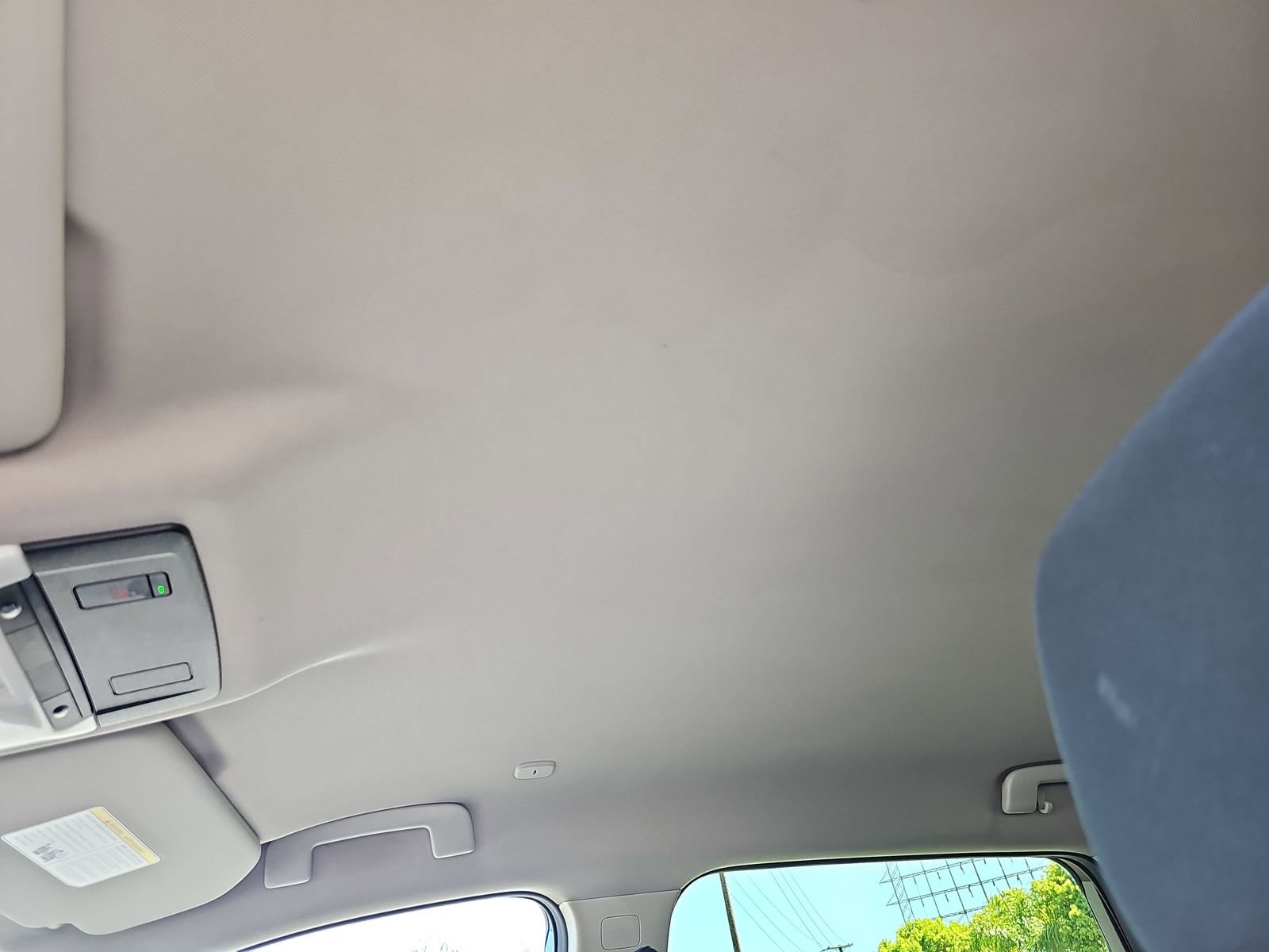 Used 2023 Nissan Rogue SV image 30