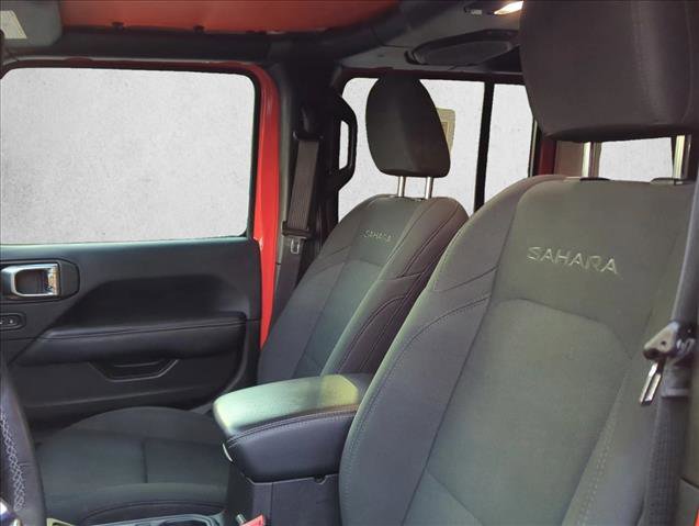 Used 2018 Jeep Wrangler Unlimited Sahara image 11