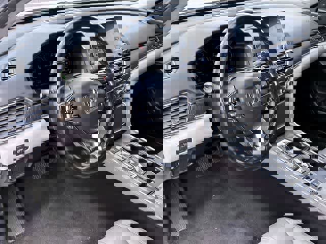 Used 2019 Honda Accord EX-L image 2