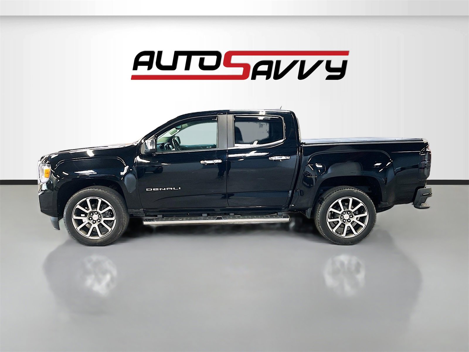 Used 2021 GMC Canyon Denali image 4