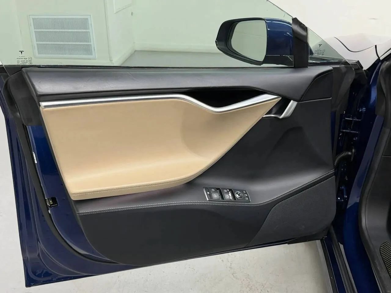 Used 2017 Tesla Model S 100D AWD/4WD image 24
