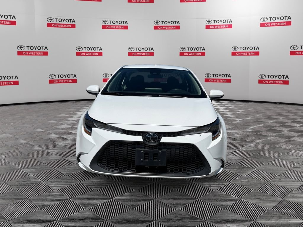 Used 2022 Toyota Corolla LE image 8