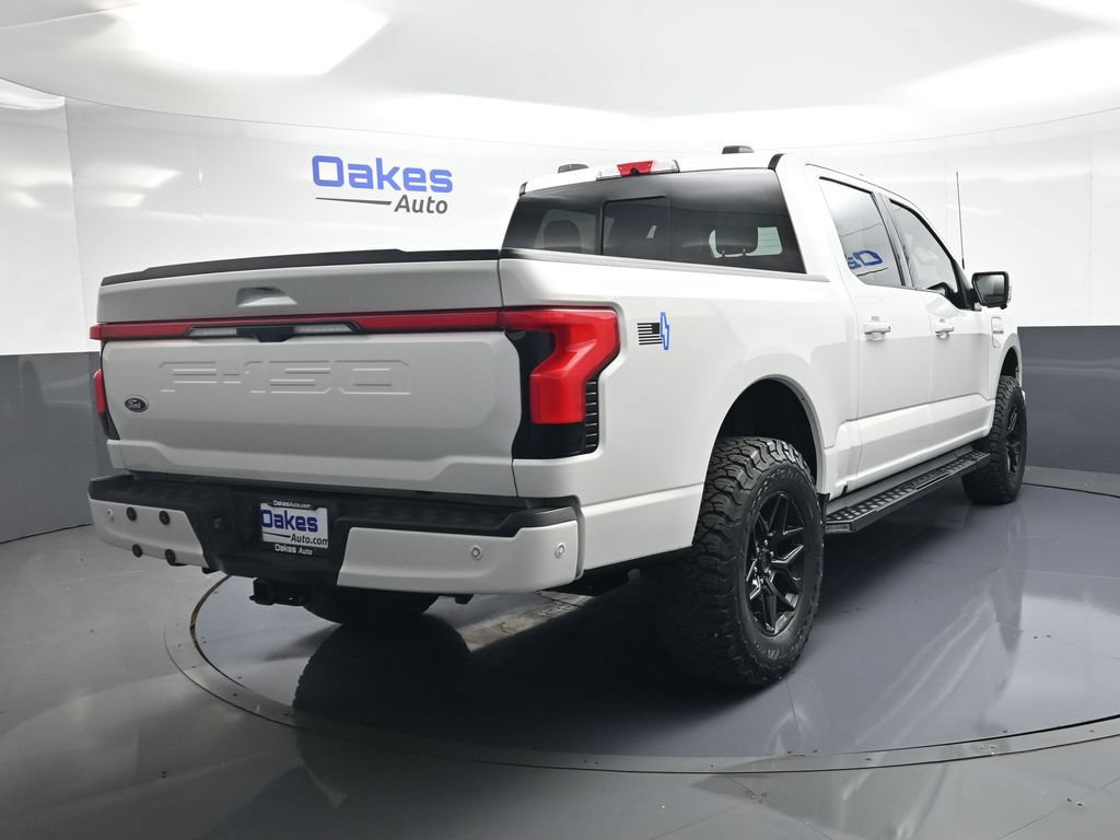 Used 2022 Ford F150 Lightning Lariat AWD/4WD image 8