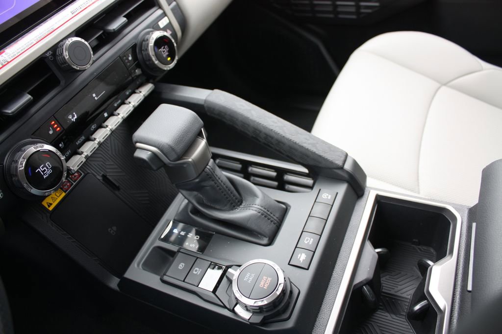 New 2026 Toyota Tacoma Limited image 28