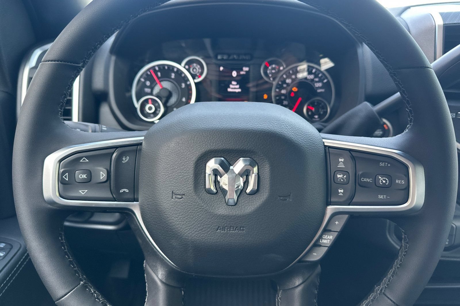 New 2026 RAM 2500 Big Horn AWD/4WD image 22