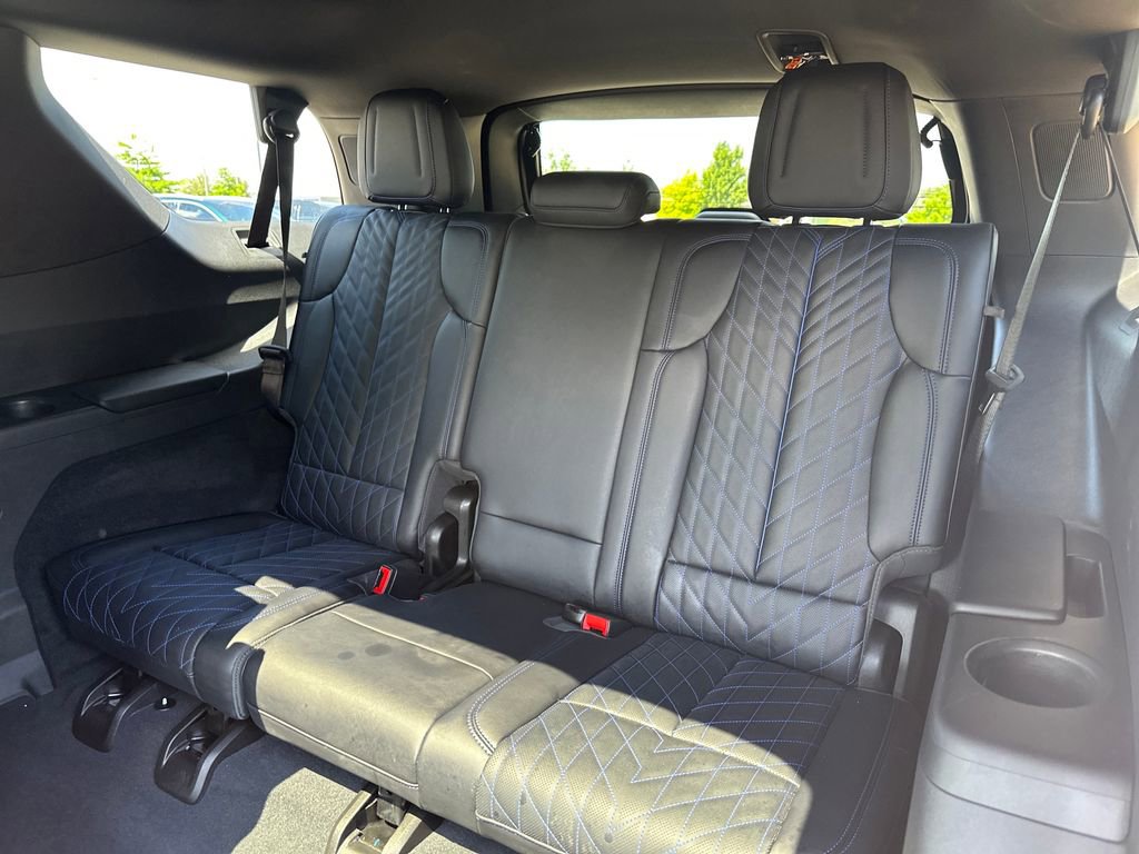 Used 2026 Cadillac Escalade IQL Luxury AWD/4WD image 40