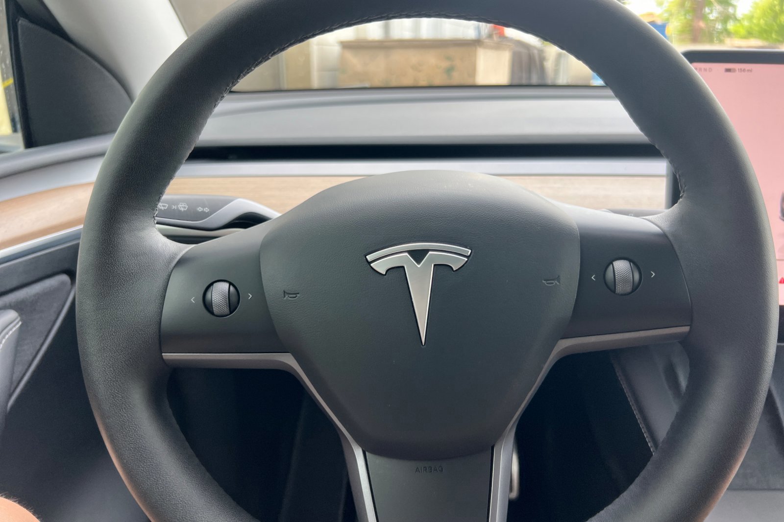Used 2023 Tesla Model Y Performance image 22