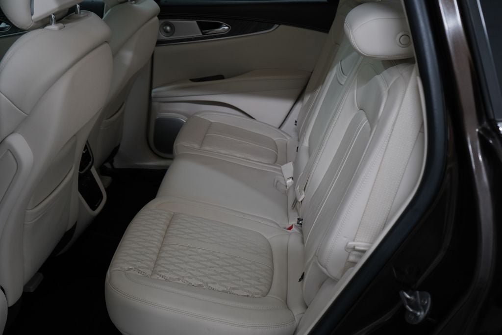 Used 2019 Lincoln Nautilus Black Label AWD/4WD image 25